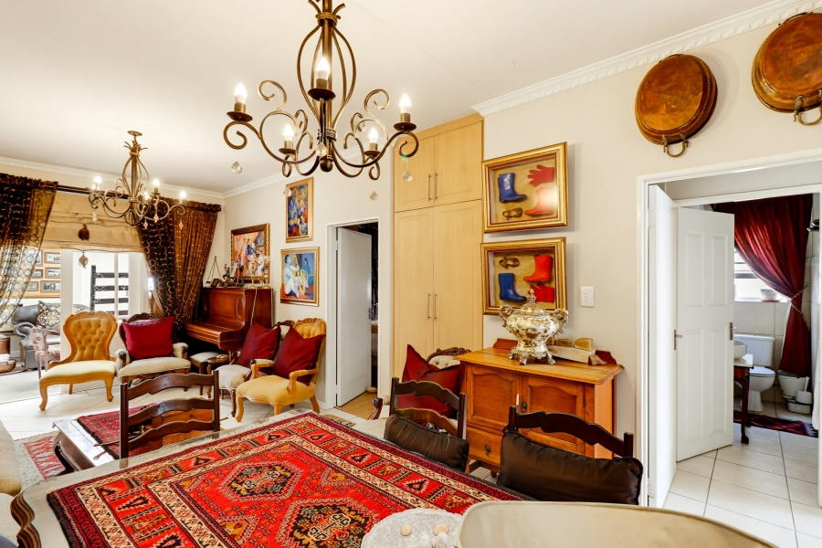 2 Bedroom Property for Sale in Harbour Island Western Cape